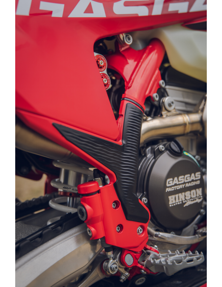 Kit de Protectores de Chasis Factory Racing Rojo Eléctrico con Goma Negra Original GasGas 2024