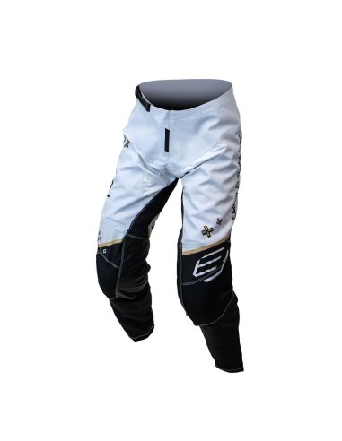 Pantalón Bud Logo "B" GP Error 404 Blanco/Negro...