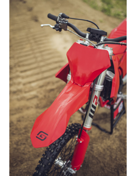 Guardabarros Delantero Rojo Electrico con Adhesivos Original GasGas MC 85 2025-